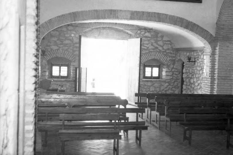 Interior de l'ermita, després de les darreres restauracions